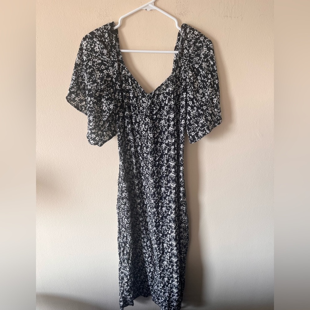 Universal Thread maxi dress with short flutter sleeves and back cutout